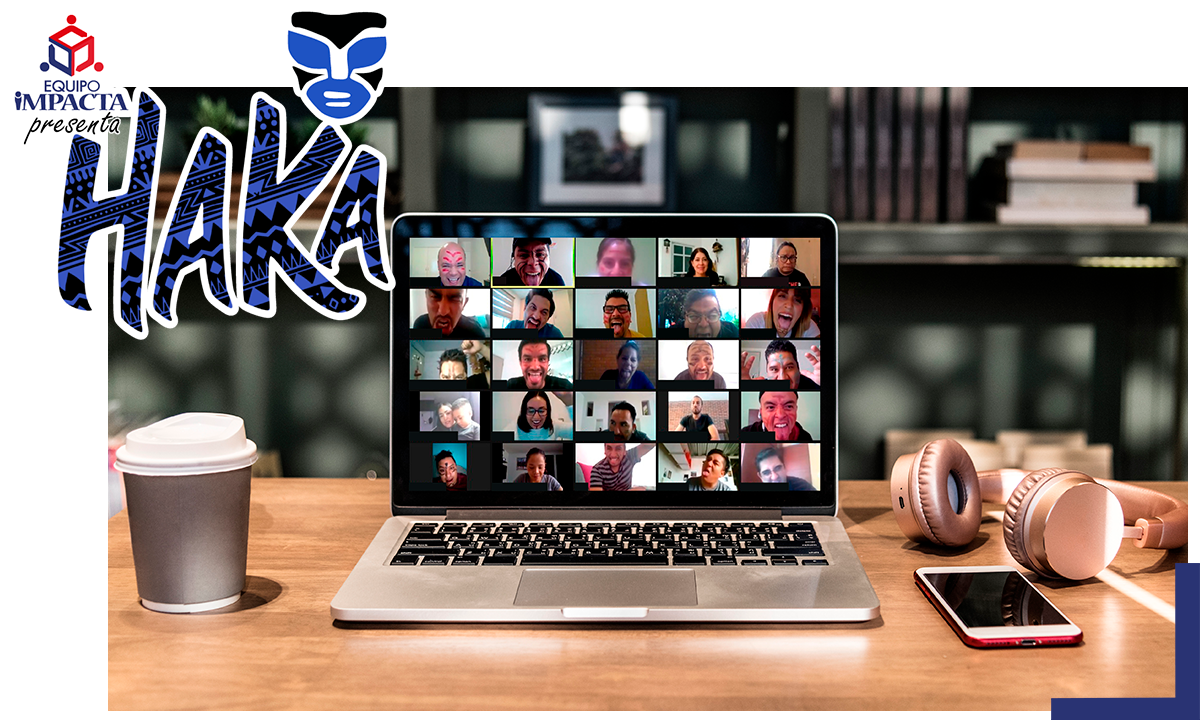 Colaboradores ejecutando la dinámica virtual Haka, una experiencia de Team Building que mejora la comunicación y el espíritu de equipo.